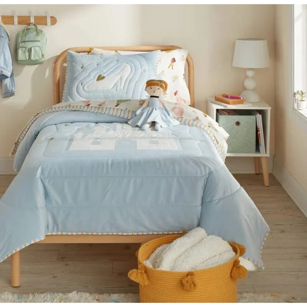 Full/Queen Princess Castle Kids' Quilt Cinderella - Disney Collection Pillowfort